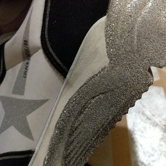 Golden goose glittered sole running sneaker - Picture 5 of 5